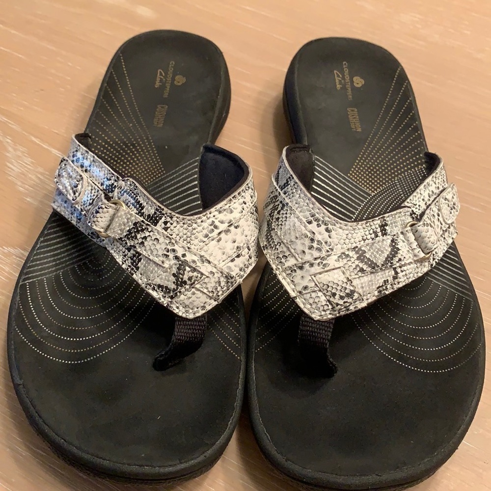 Womens Couldsteppers by Clarks Cushion soft Sz 6.5